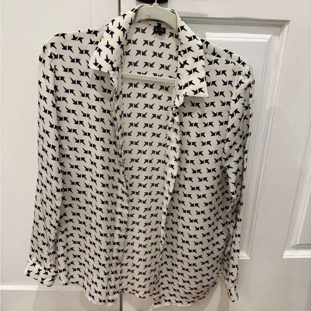 Funky Button Up Blouse - Picture 2 of 3